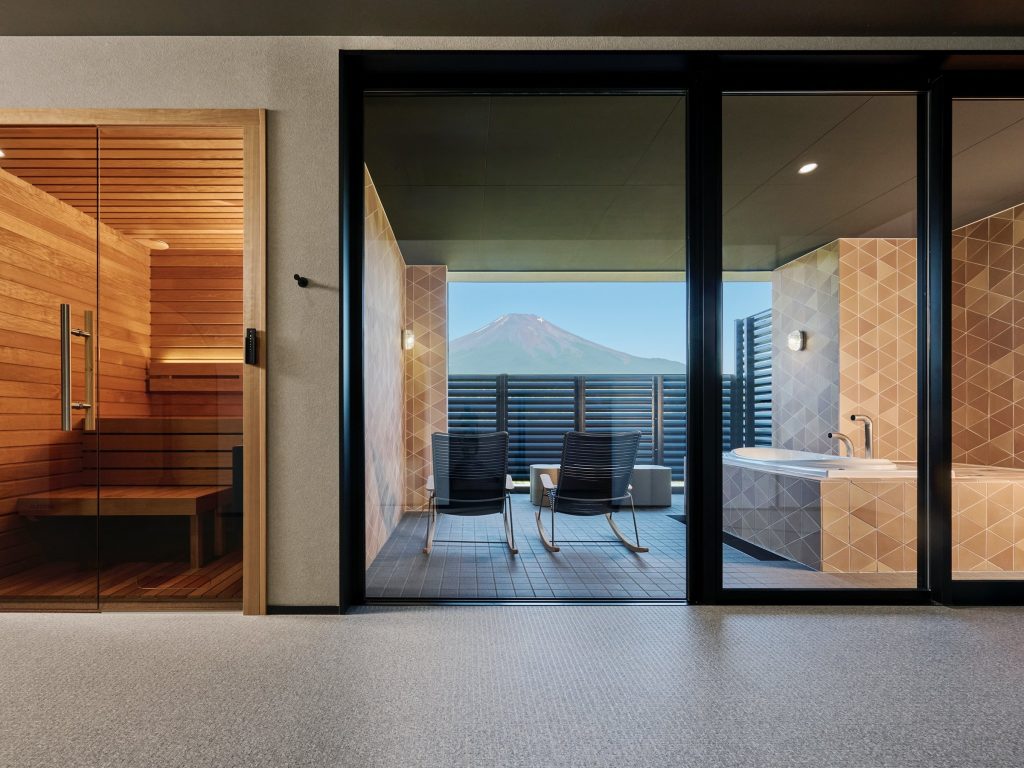 富士山の見える全室個室サウナ付旅館 しずく